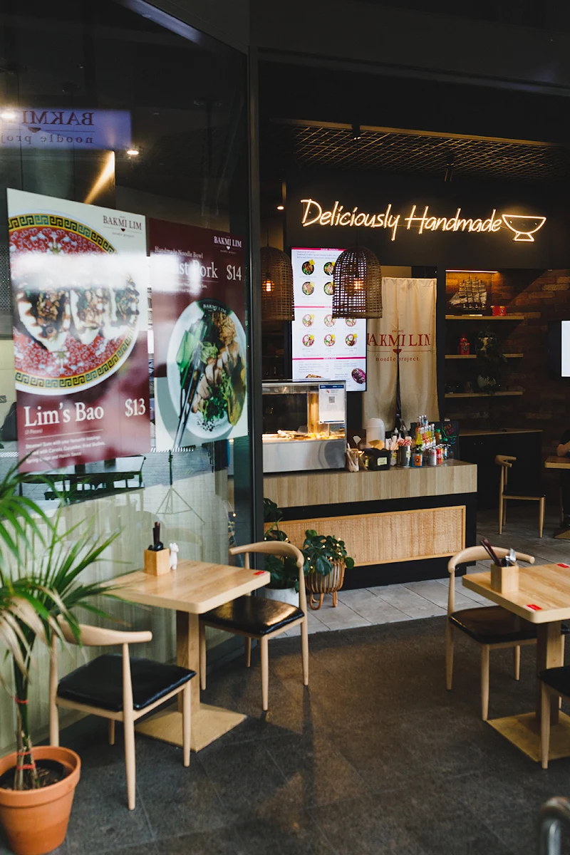 Vibe, Bakmi Lim Norwood