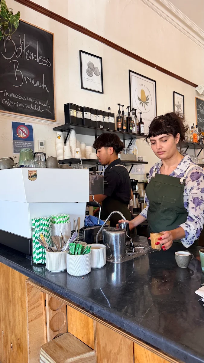 Vibe, The Banksia Tree Cafe and Restaurant