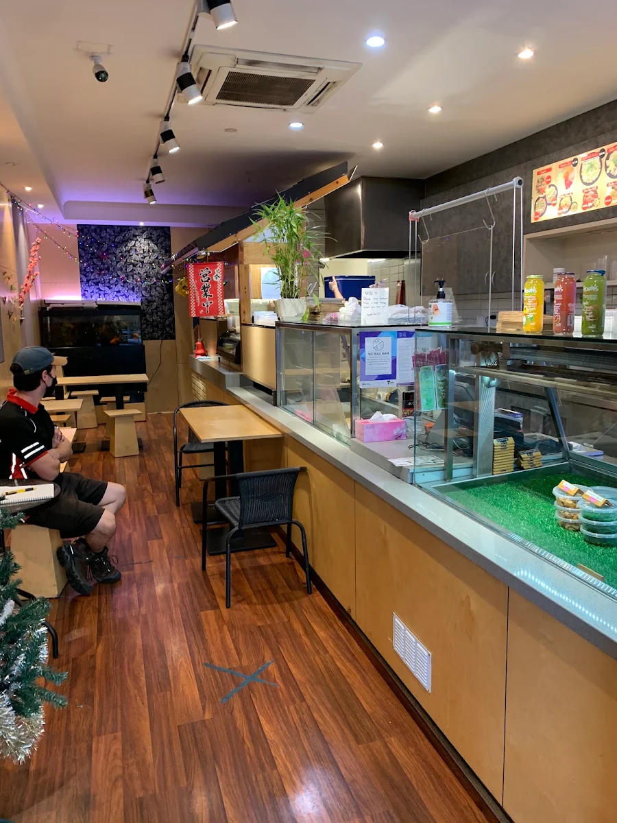 Vibe, Mizu Sushi