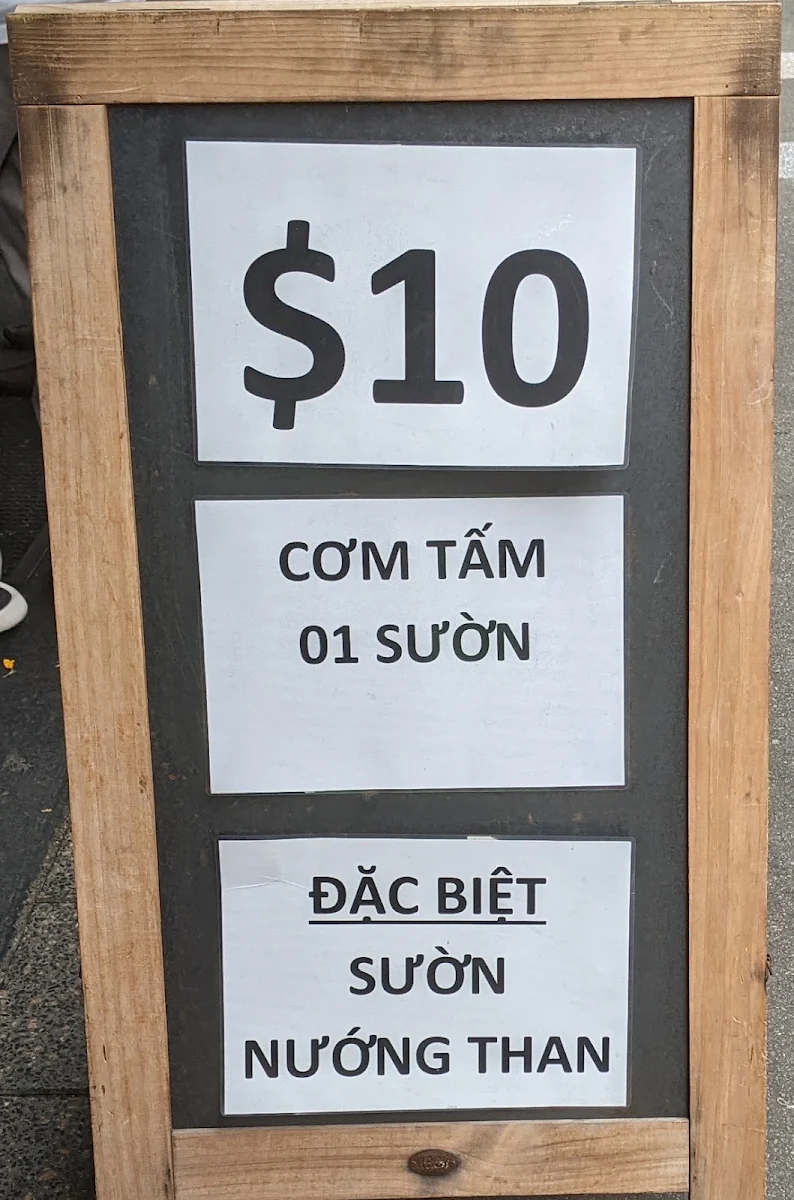 Menu, Com Tam Saigon
