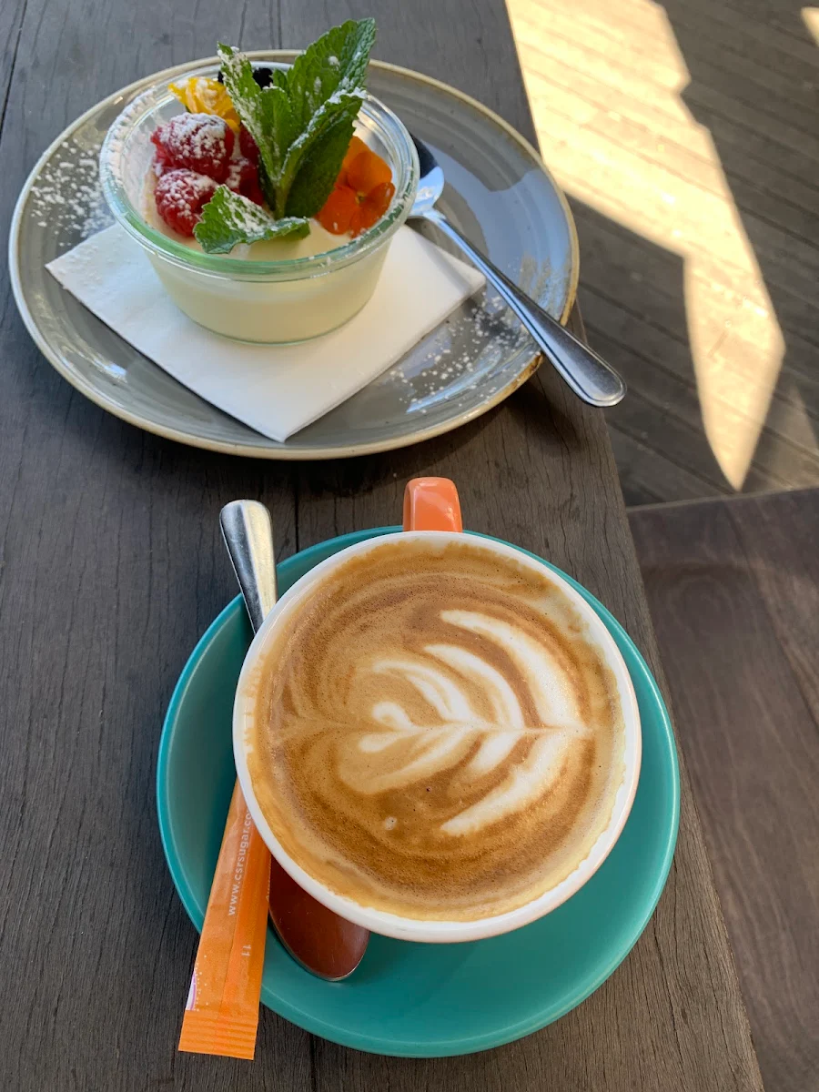 Food & drink photo 7