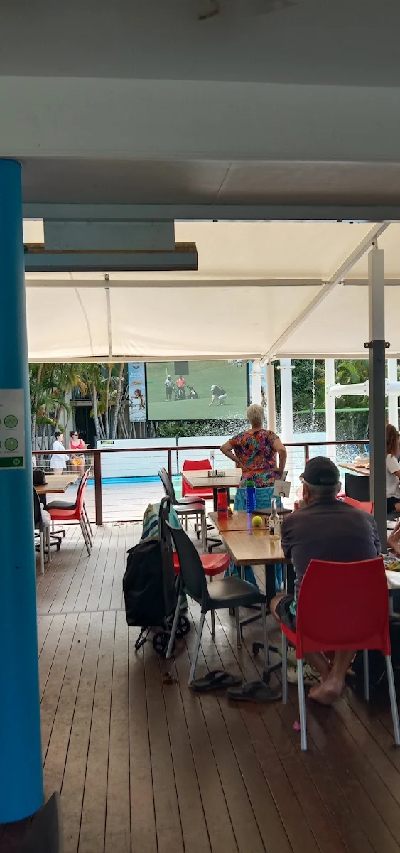 Vibe, The Deck