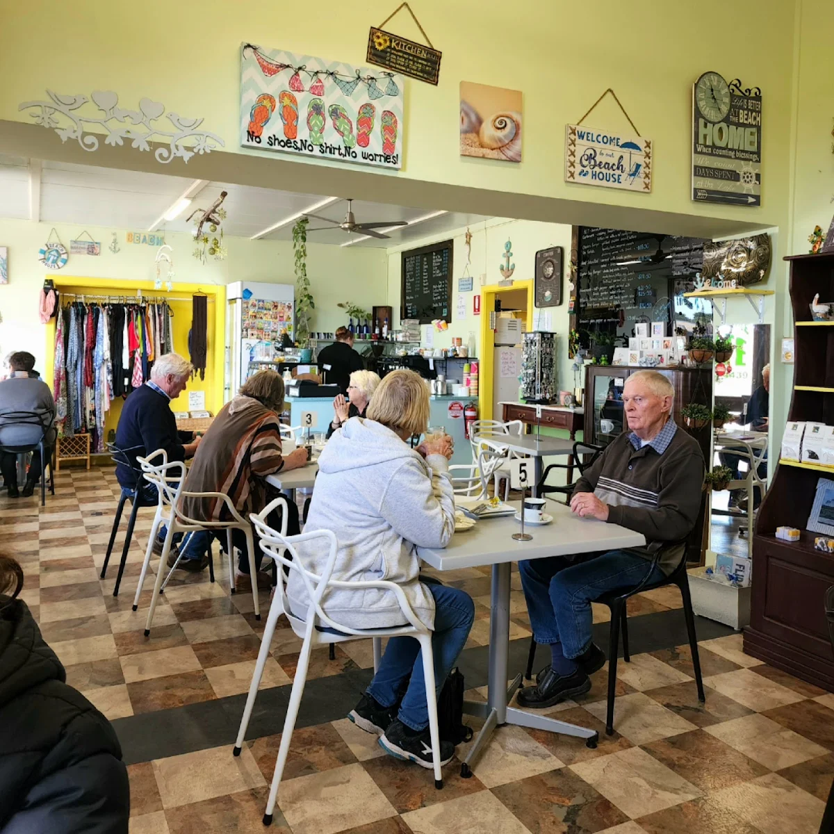 Vibe, Peterson’s Blue Lime Cafe & Deli