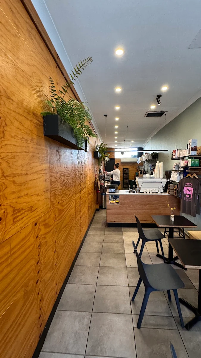 Vibe, Cassiopeia Coffee Windsor