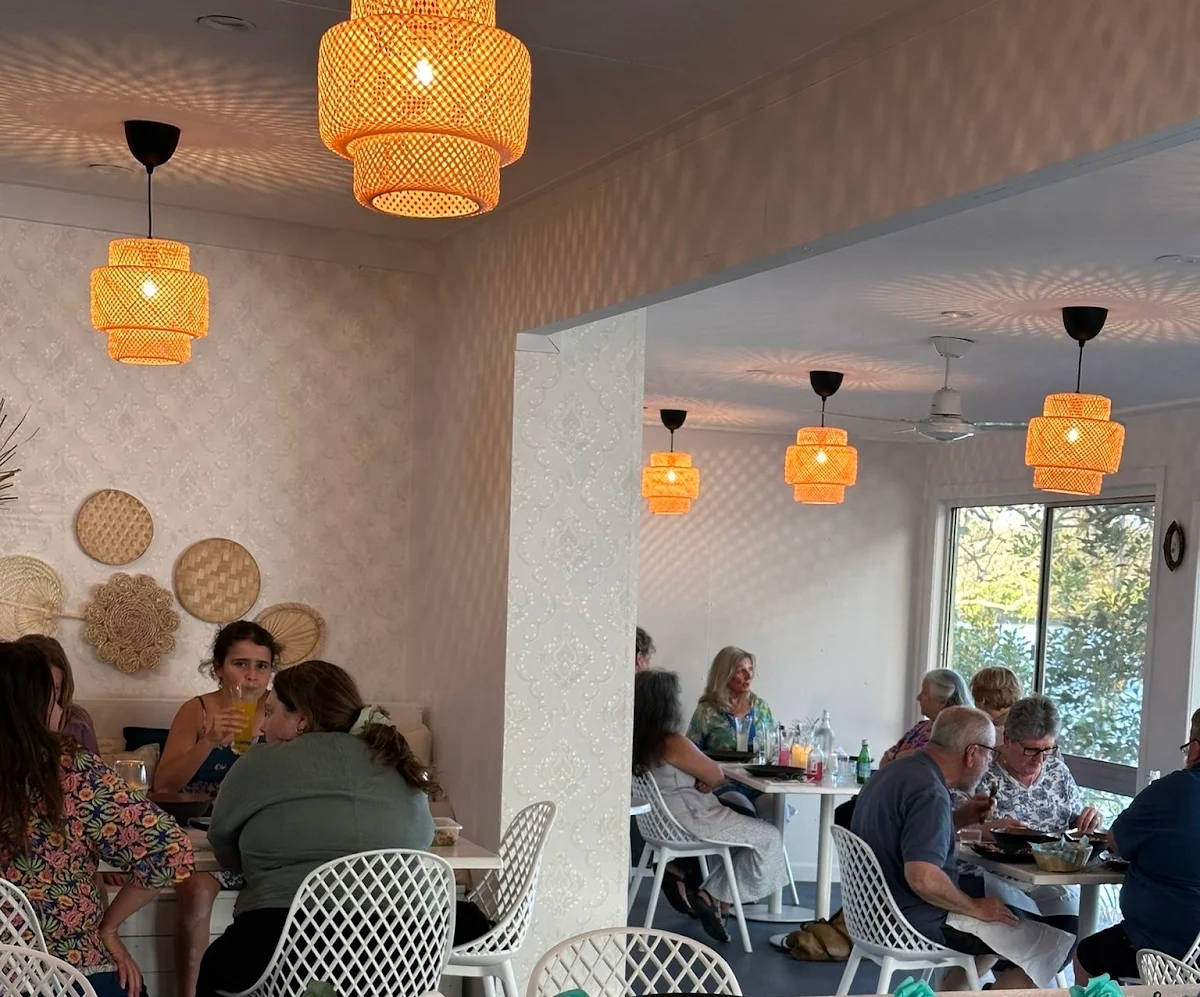 Vibe, Kandy Restaurant & Bar