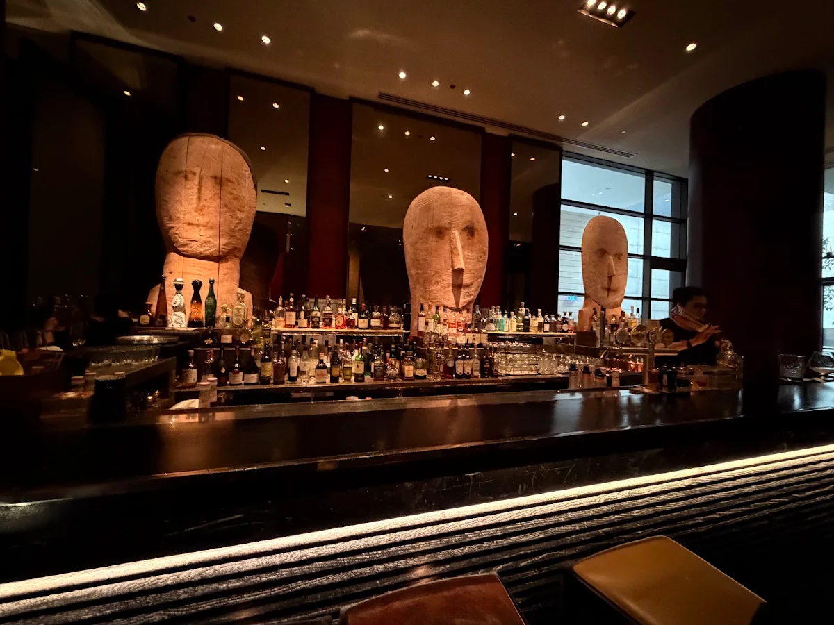 Vibe, Ru-Co Bar