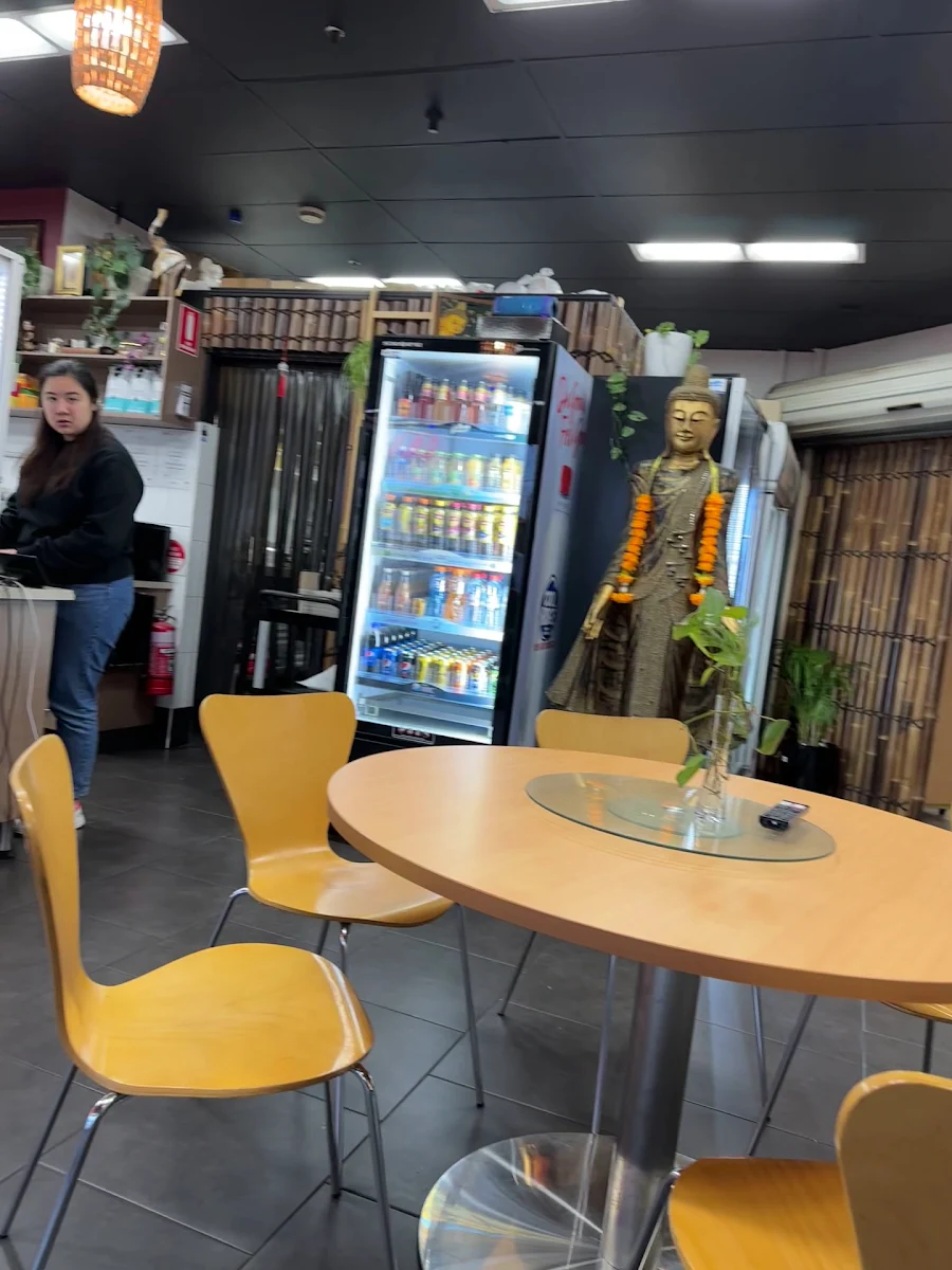Vibe, Thai Restaurant and Cafe