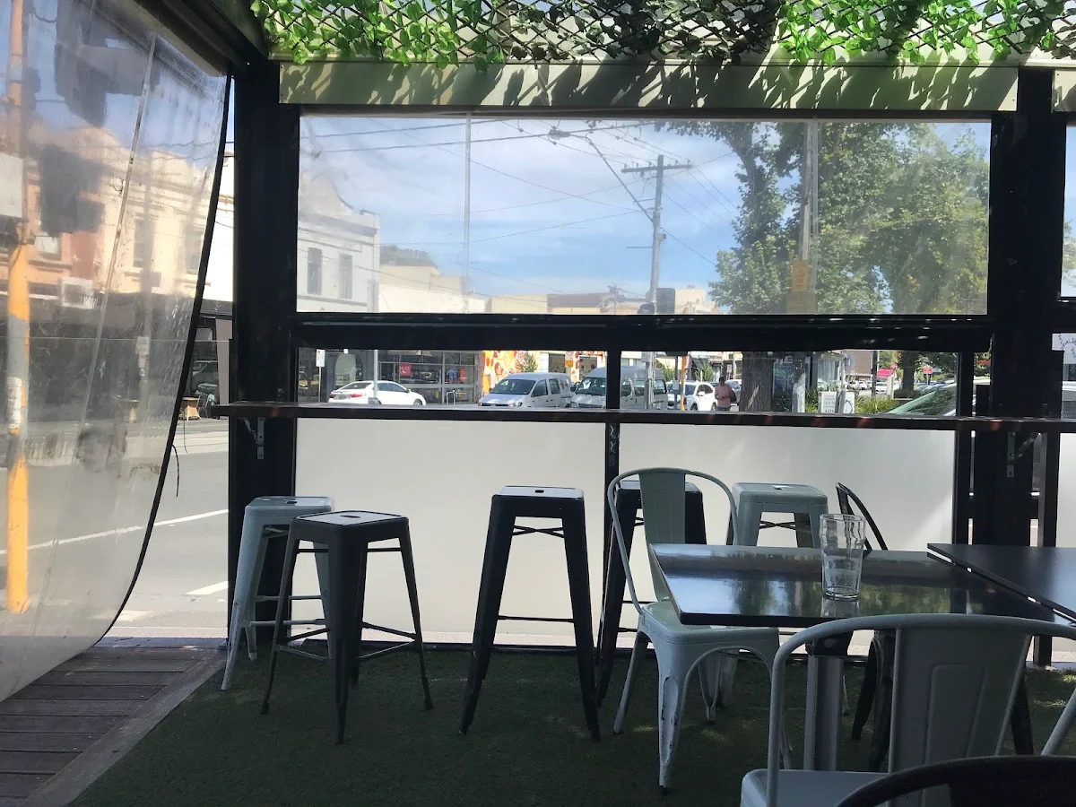 Vibe, Parkview Hotel