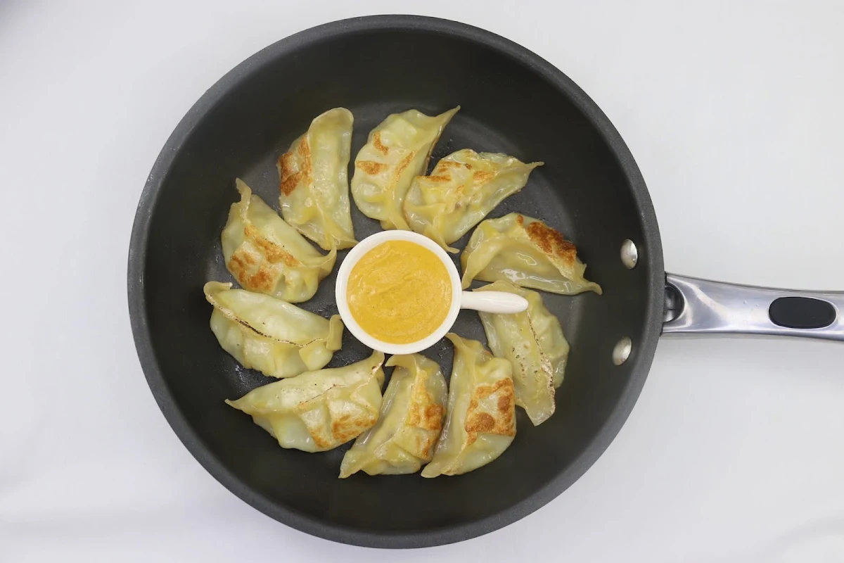 Food & drink, Dazzling Dumplings ( Food truck)