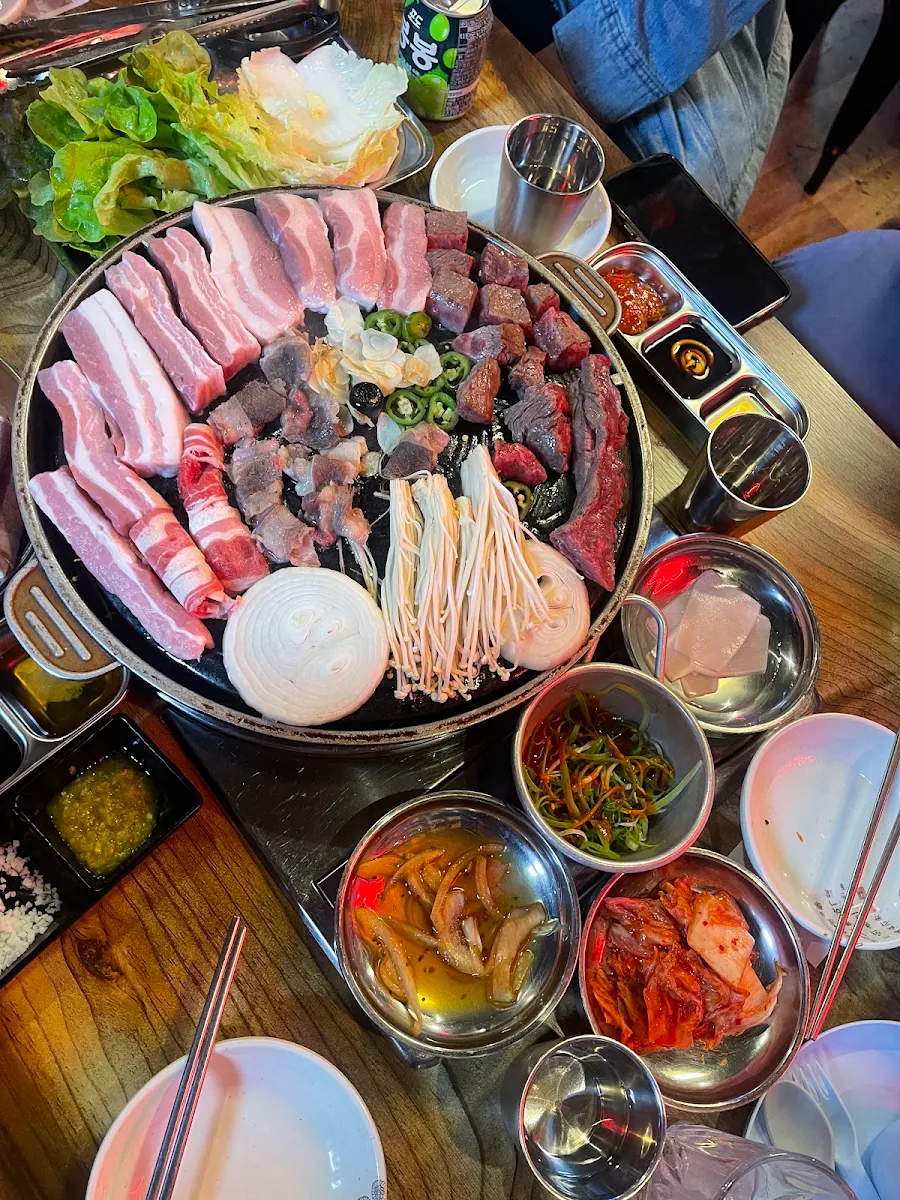 Food & drink, Plus82Gogi Goodwood Korean BBQ restaurant