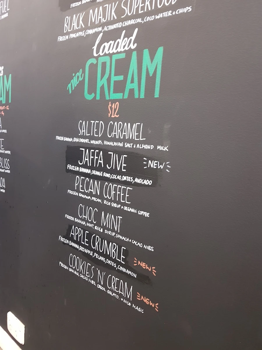 Menu, Charlies Raw Squeeze Greenslopes