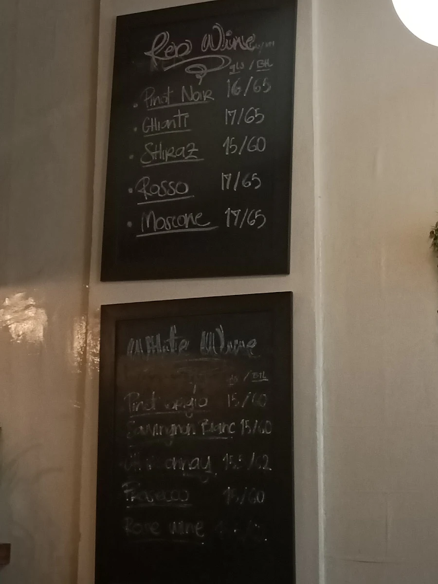Menu, La Lucciola Bistro