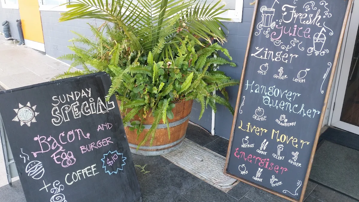 Menu, Café Brasil