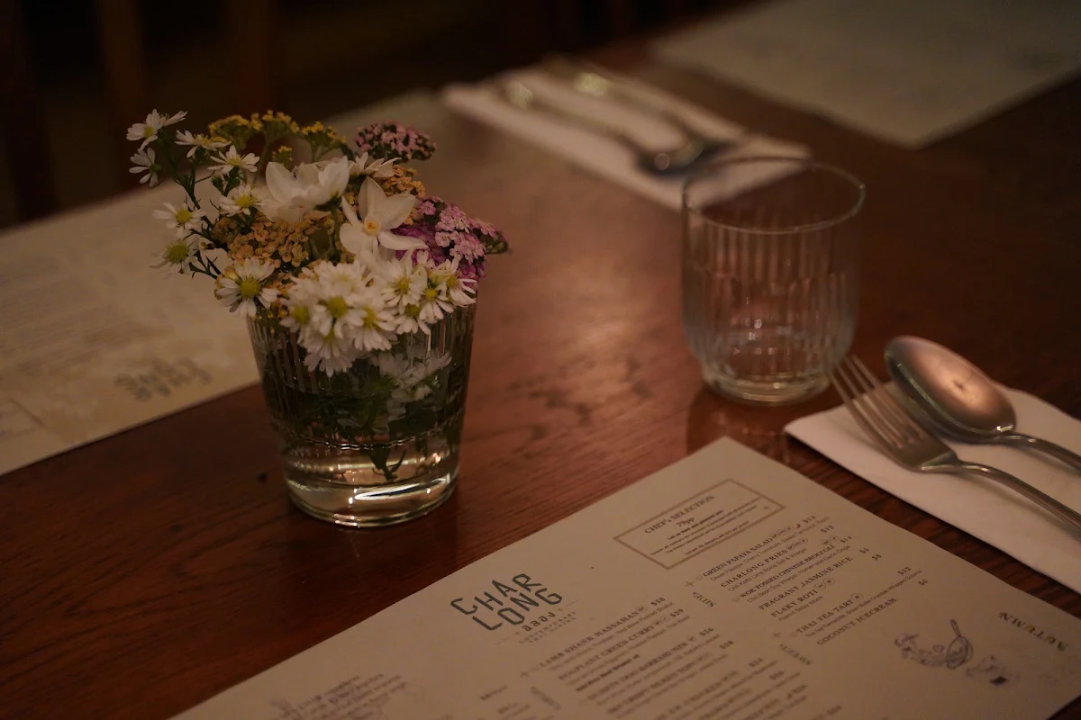 Menu, Charlong Melbourne