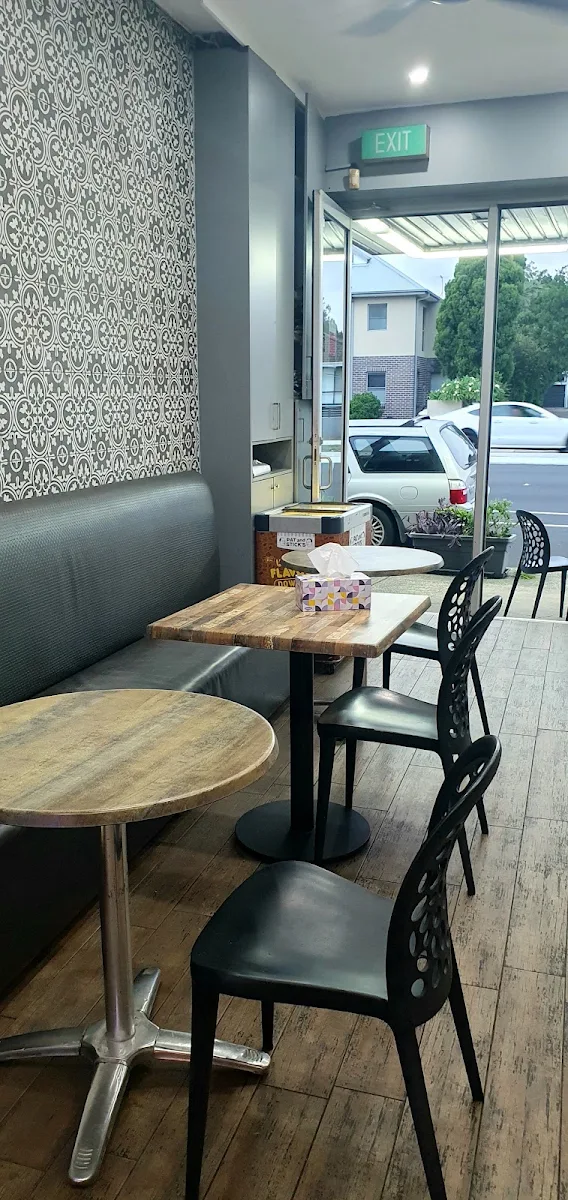 Vibe, Sammy's Restaurant