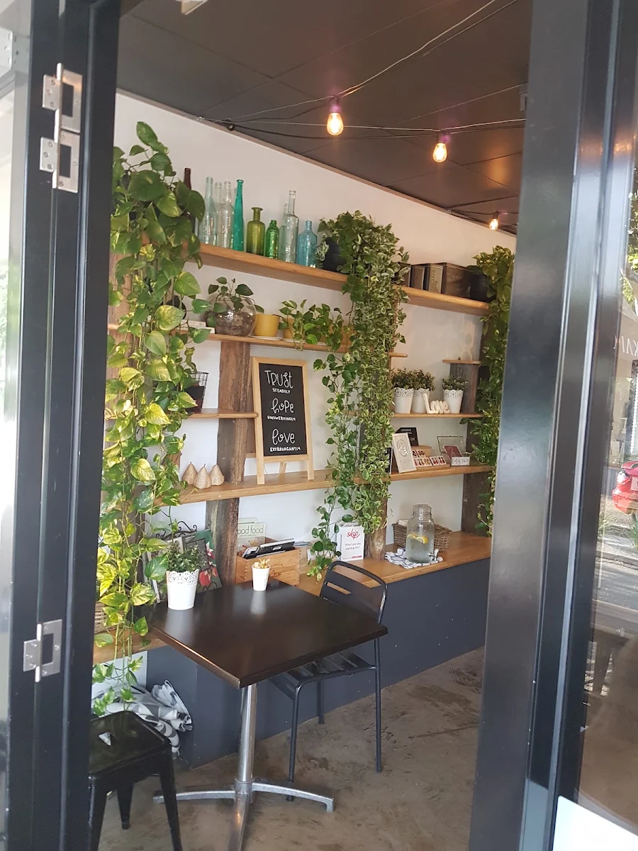 Vibe, The Grove Coffee and Eats