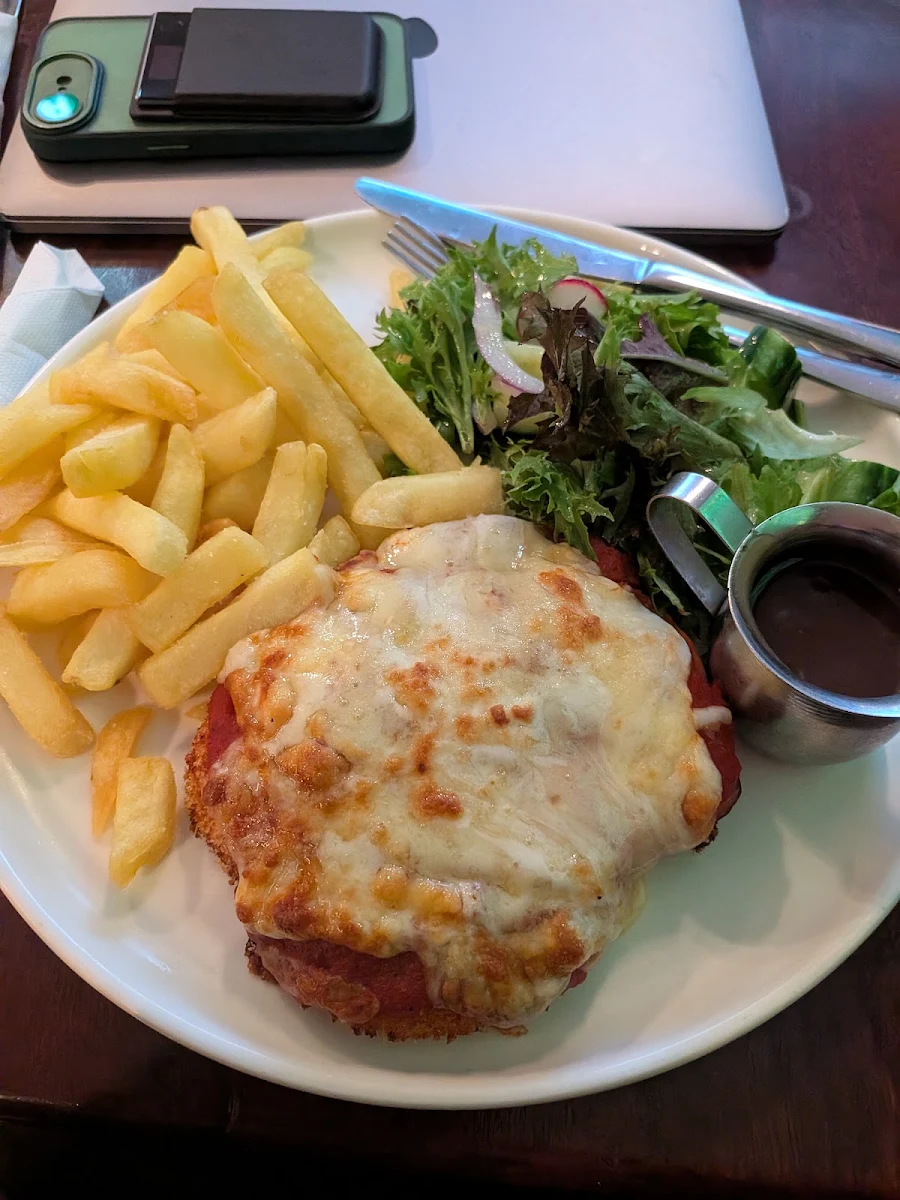 Food & drink, Rising Sun Hotel South Melbourne