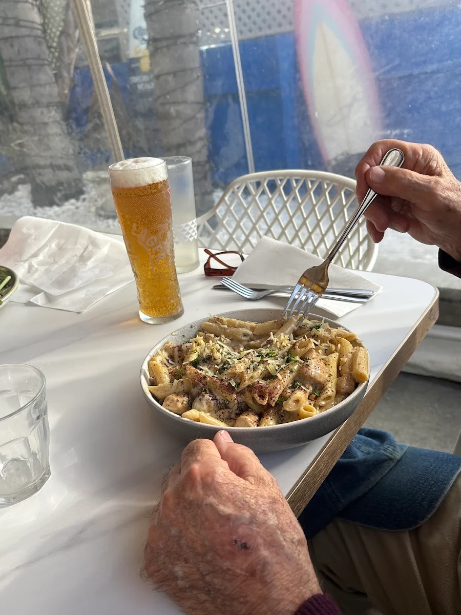 Food & drink, THE BAYVIEW CAFE & RESTAURANT
