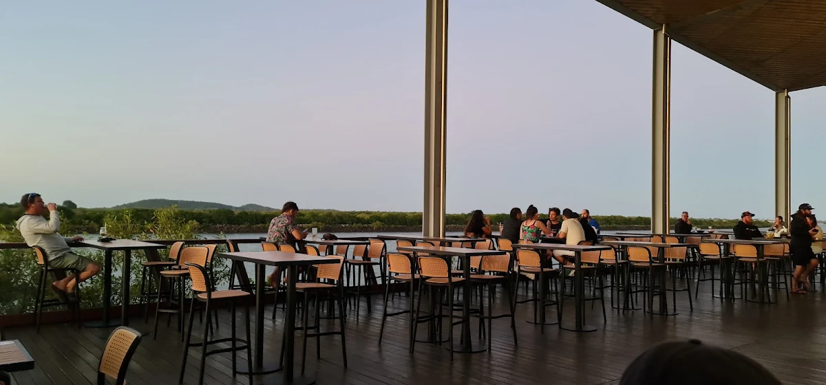 Vibe, Red Dog Riverfront
