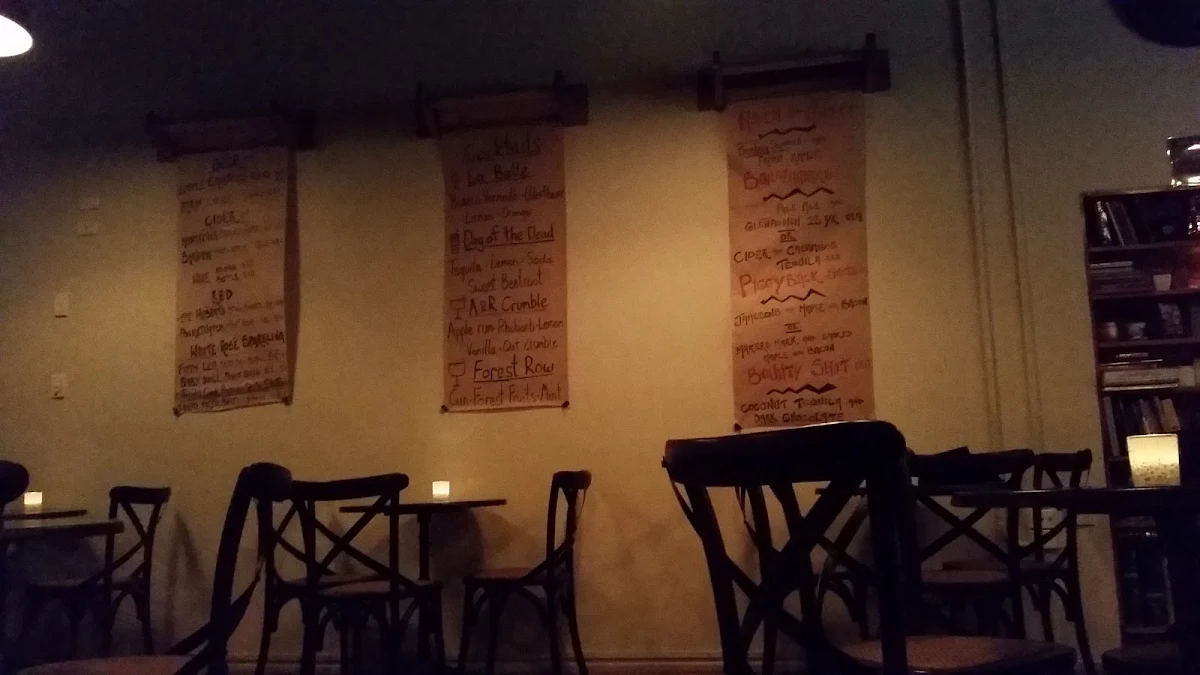 Menu, Hooch and Fellow