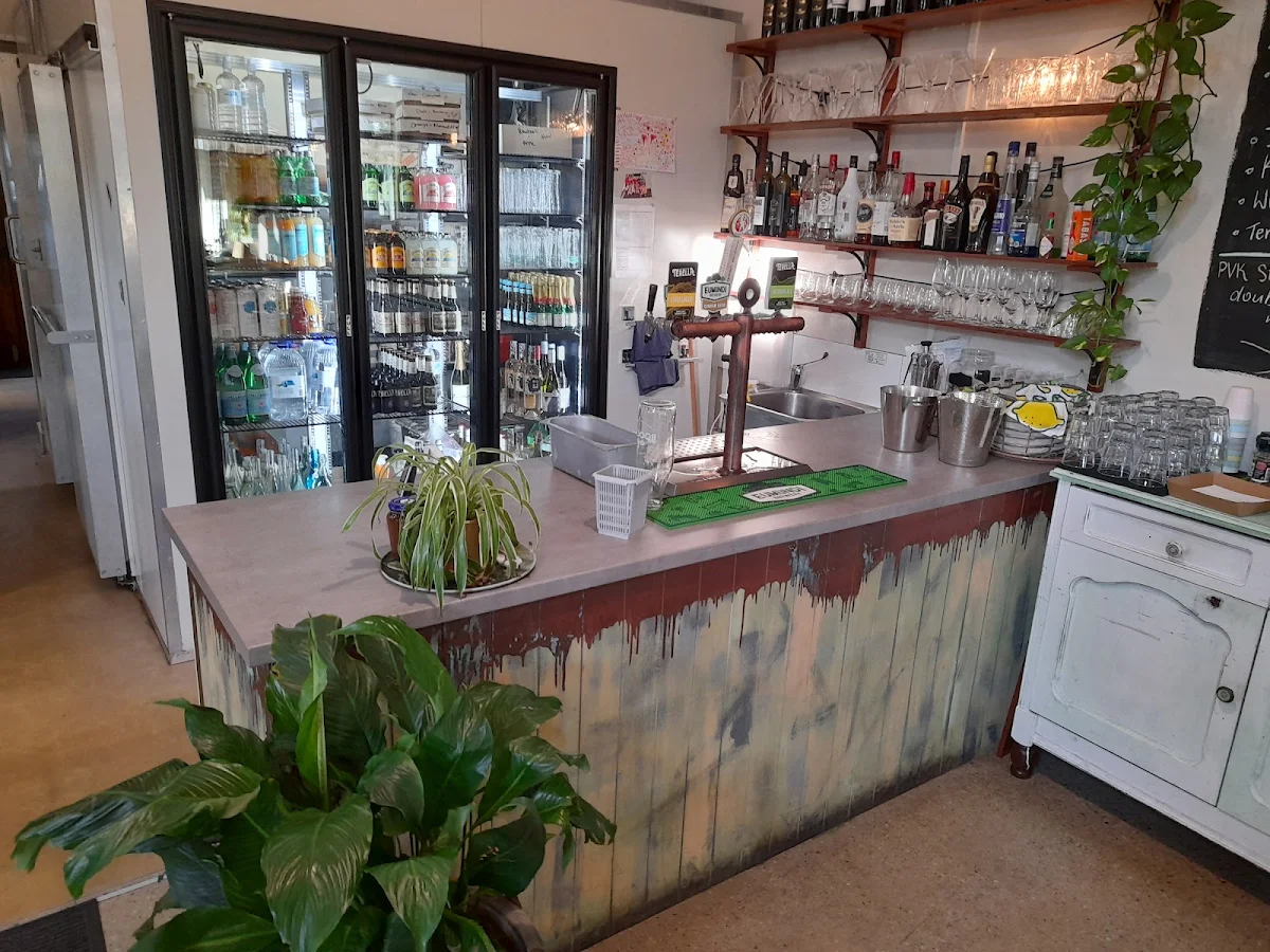 Vibe, Pomona Village Kitchen