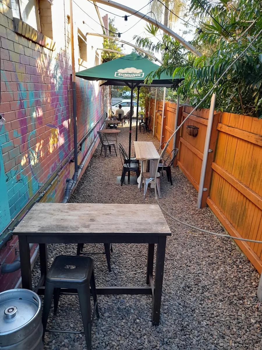 Vibe, Pomona Village Kitchen