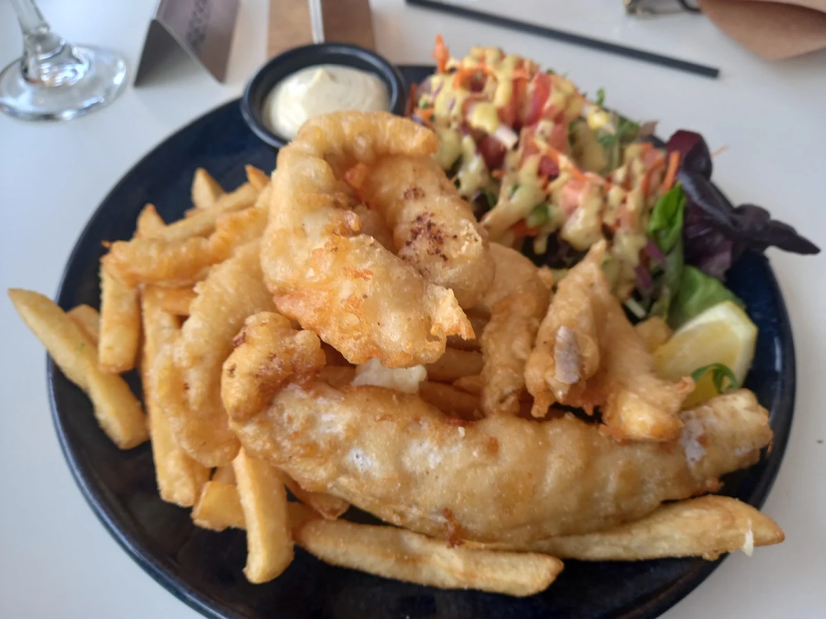 Food & drink, Edgeworth Tavern