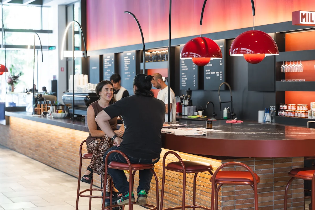 Vibe, Milana Espresso