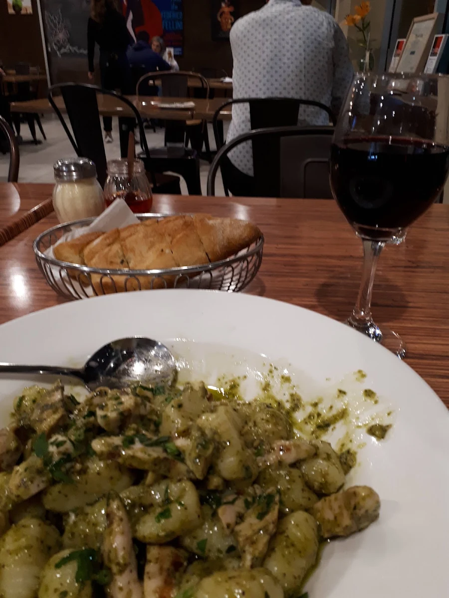 Food & drink, Quest Mawson Lakes