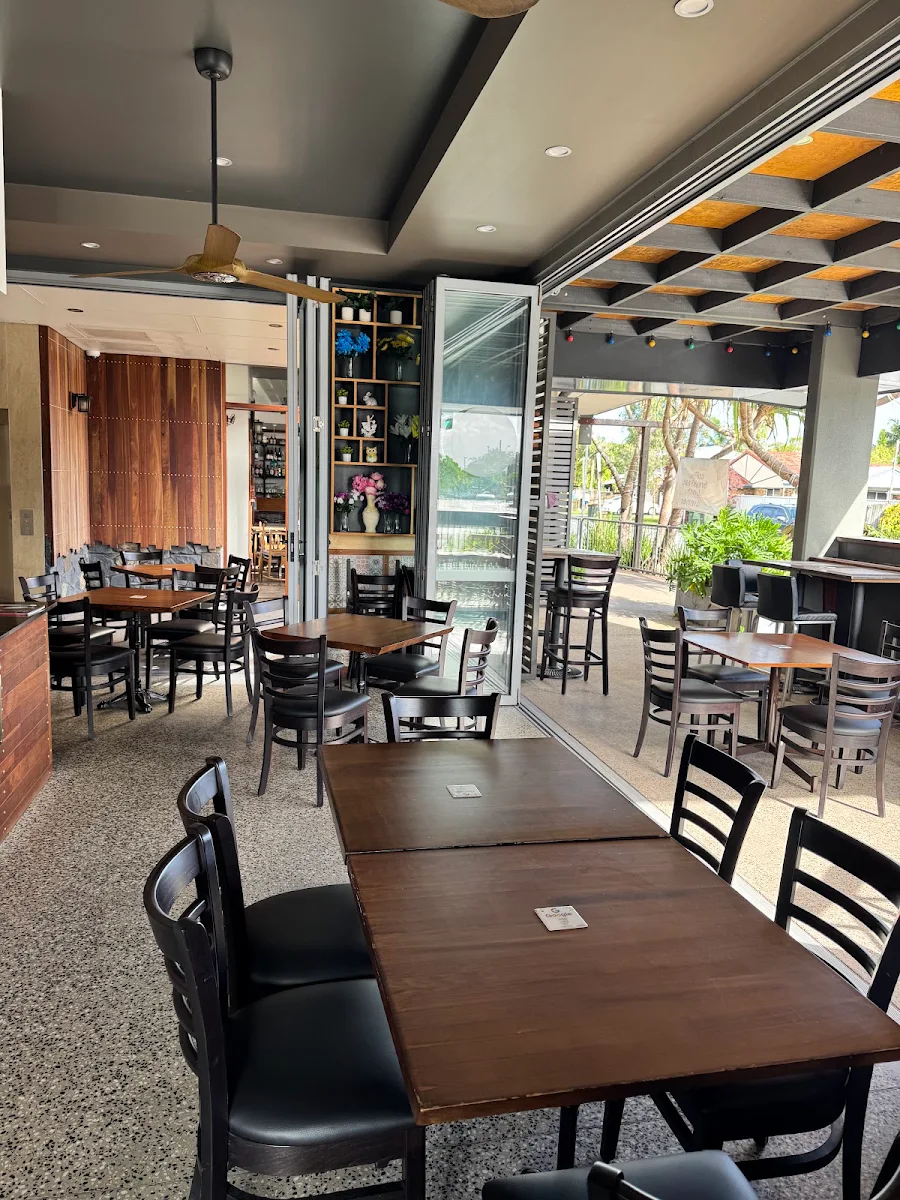 Vibe, Pacific paradise Indian restaurant & cafe