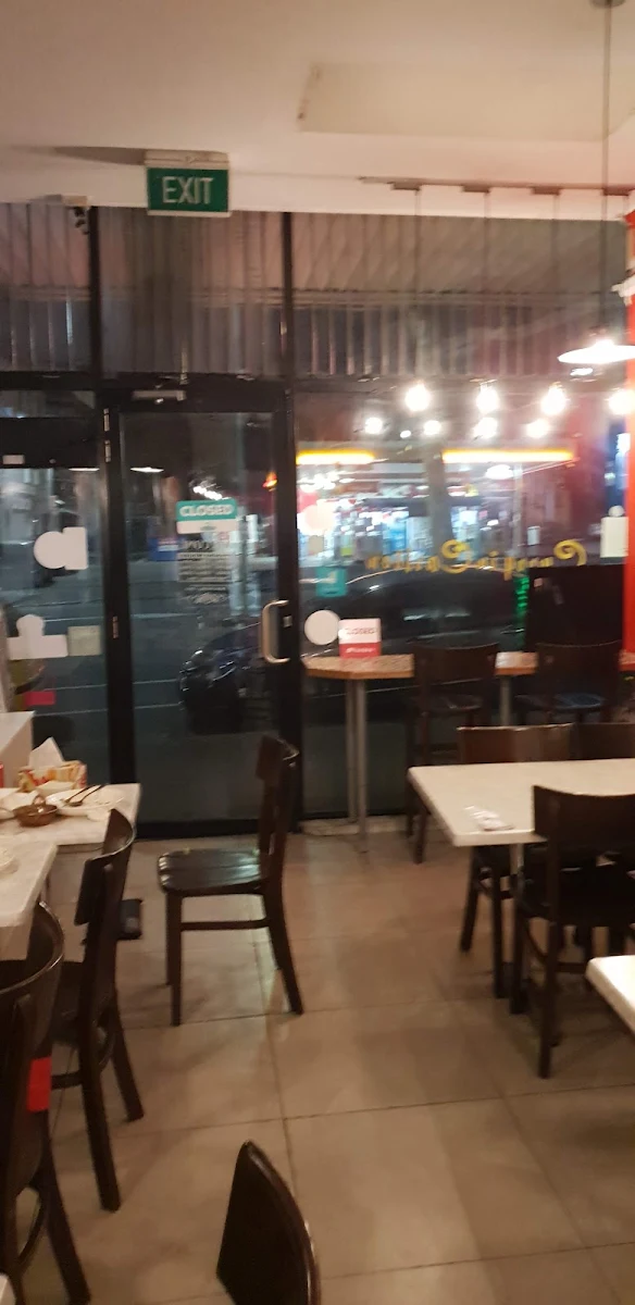 Vibe, Curry in Carlton
