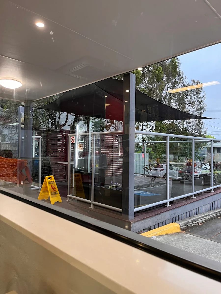 Vibe, Red Rooster Coopers Plains