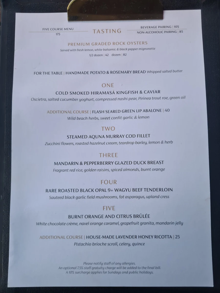 Menu, O Bar and Dining