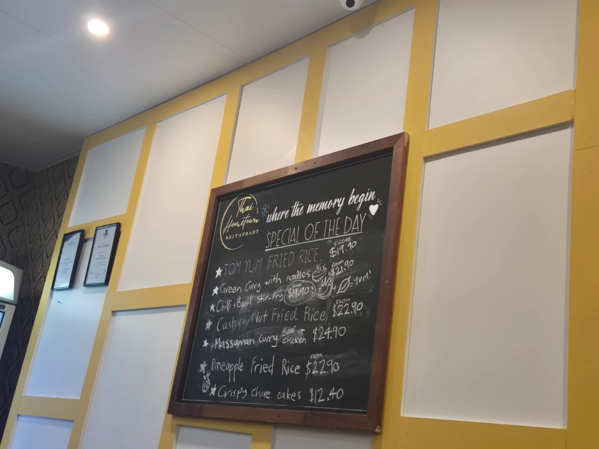 Menu, Thai Hometown Halal Restaurant