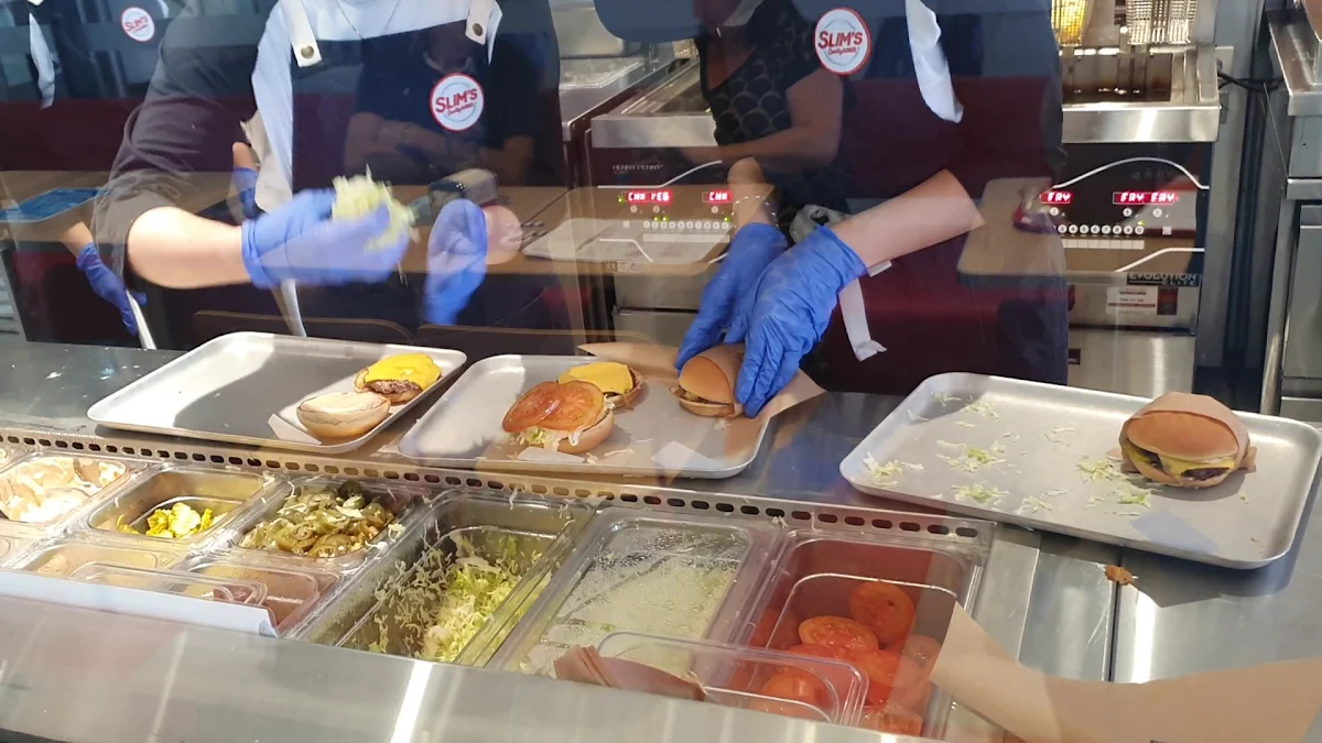 Vibe, Slim's Quality Burger