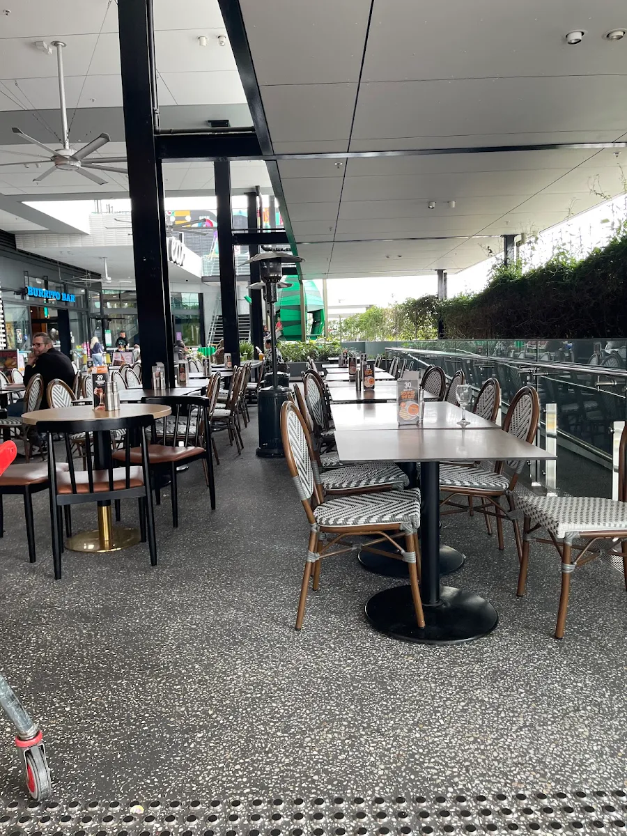 Vibe, RASHAYS - Strathpine