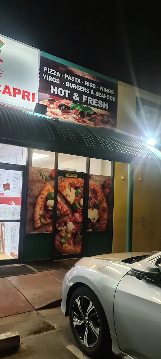 Menu, Pizza Capri