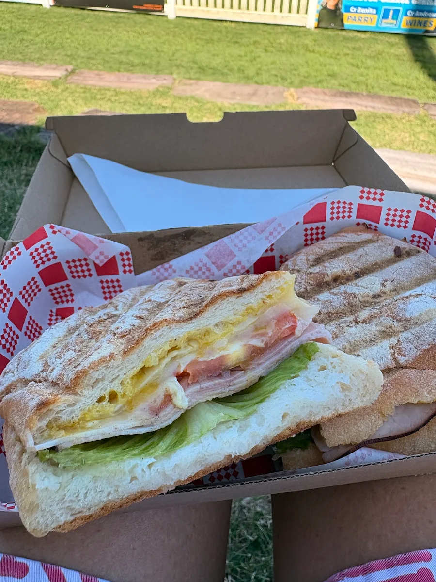 Food & drink, Loria Continental Delicatessen