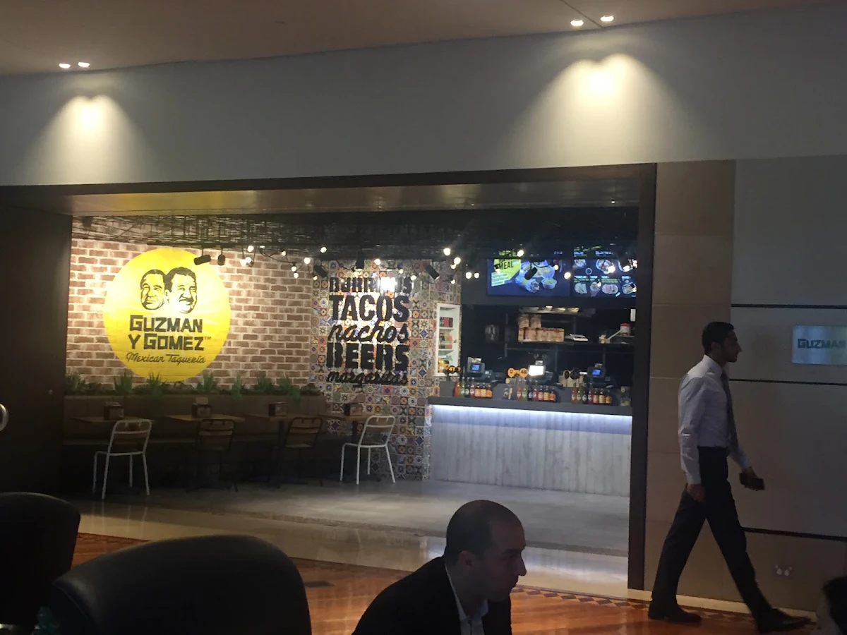 Vibe, Guzman y Gomez - Darling Park