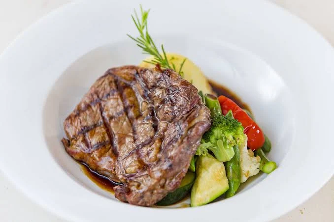 Food & drink, Oaks Broome Hotel