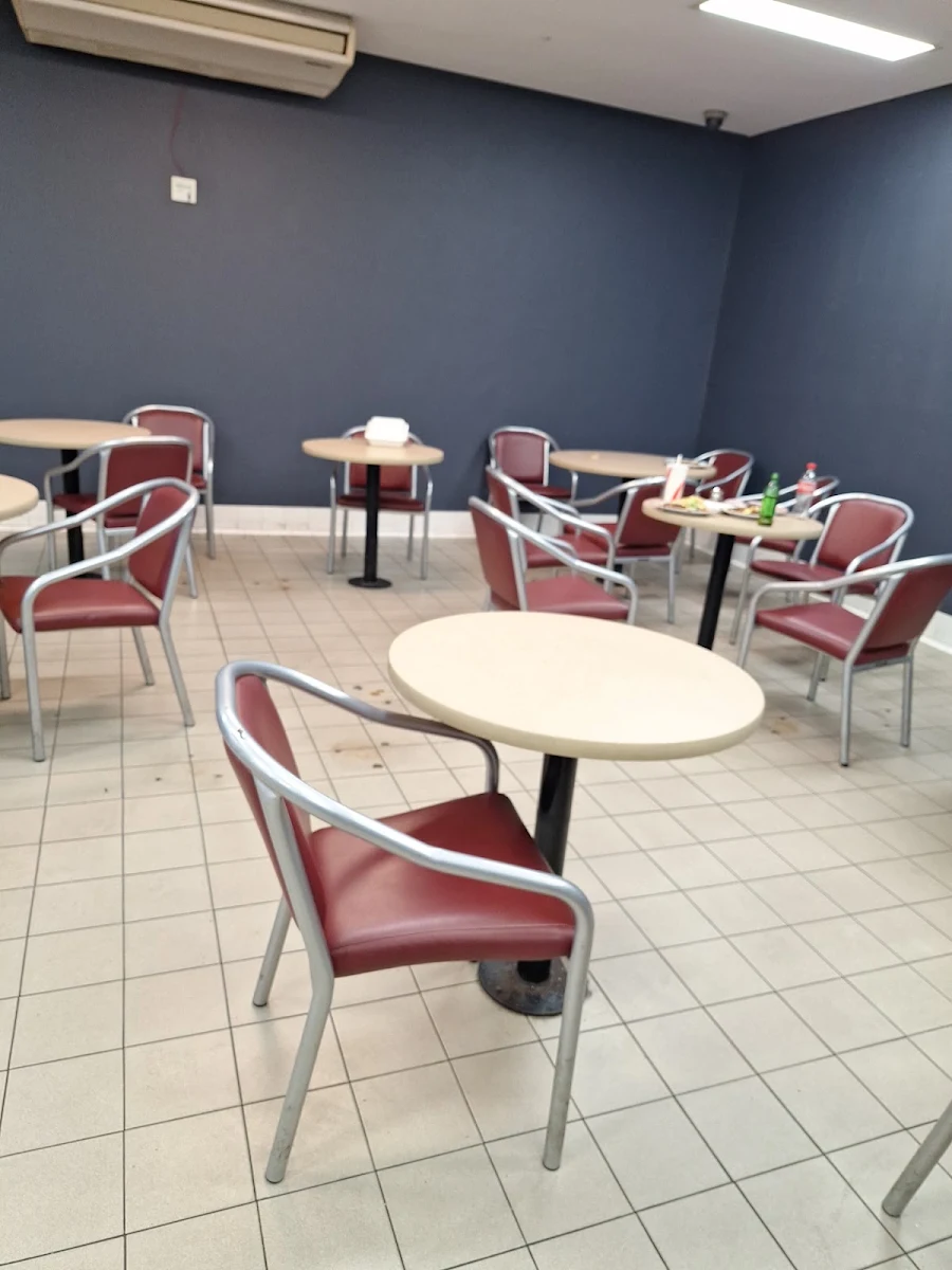Vibe, Kempsey Fast Food