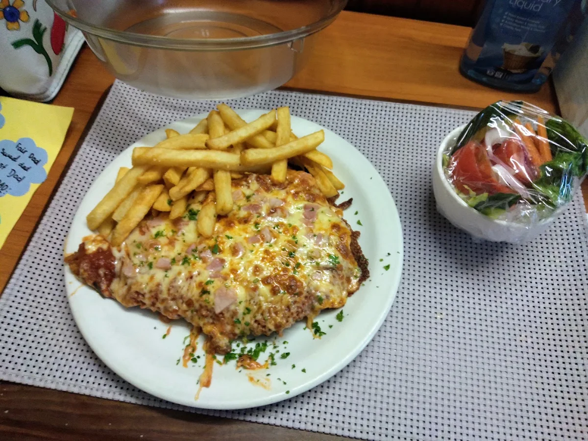 Food & drink, Ashley's Restaurant