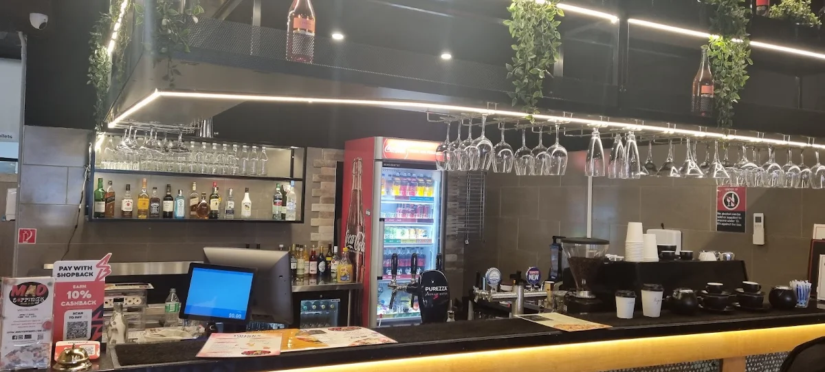 Vibe, Mad Toppings Pizzeria & Bar St Mary’s