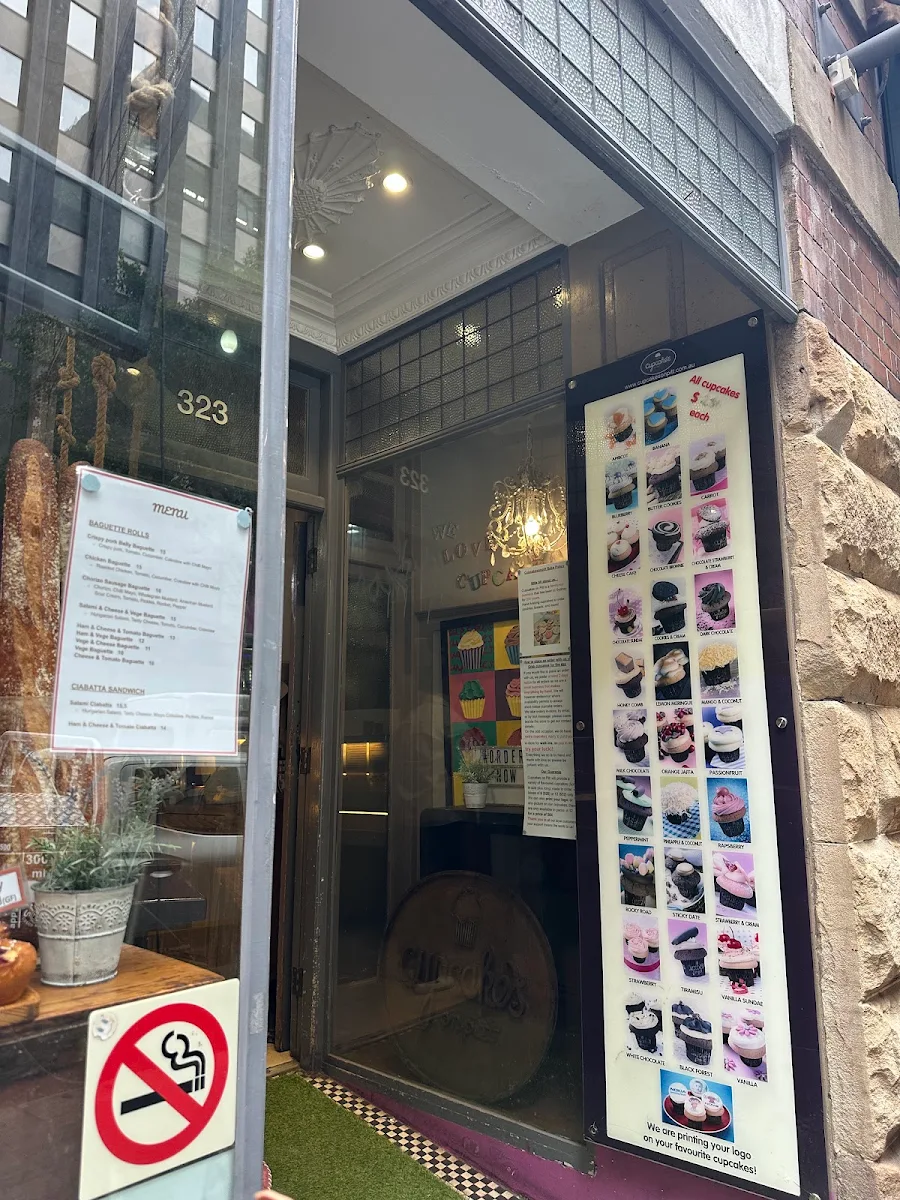 Menu, Cupcakes on Pitt