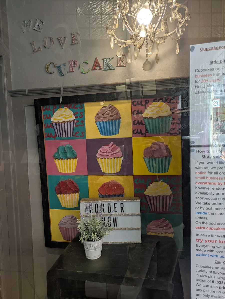 Menu, Cupcakes on Pitt