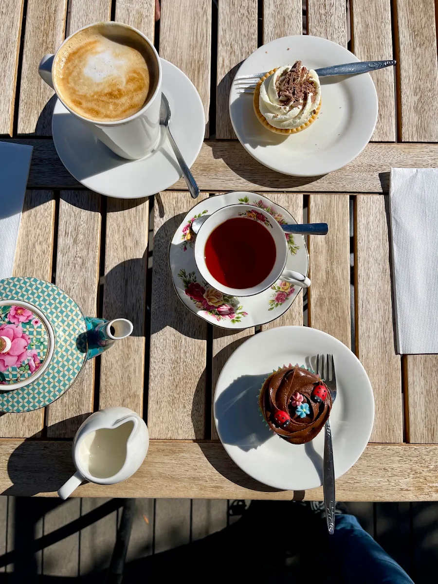 Food & drink photo 4