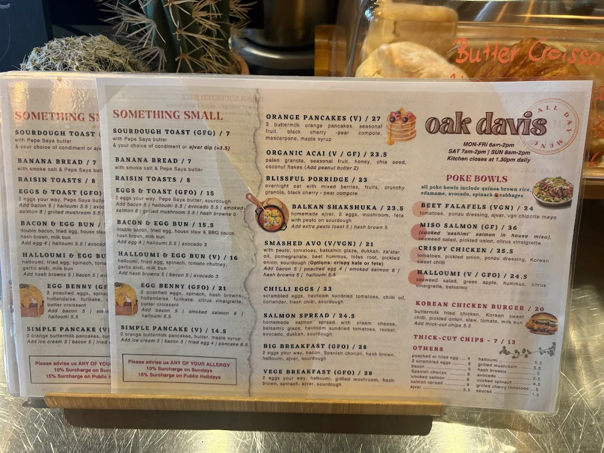Menu, Oak Davis
