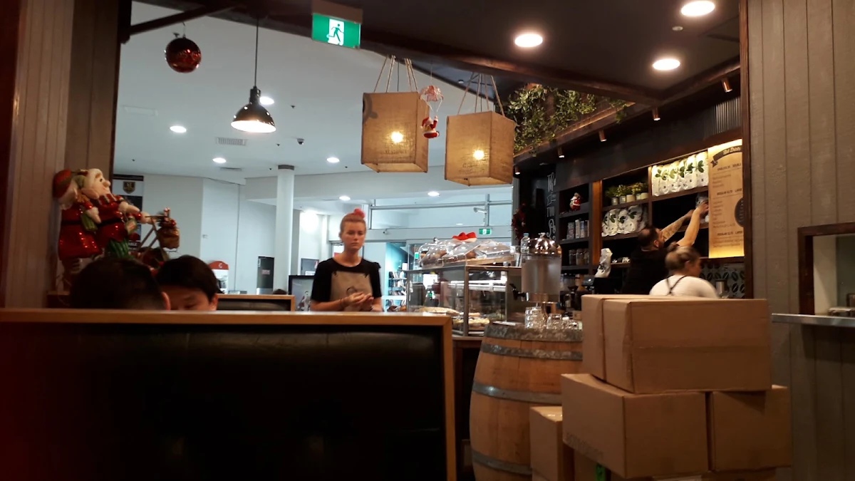 Vibe, Espresso Brothers