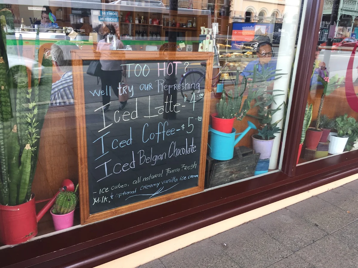 Menu, Tartine Cafe