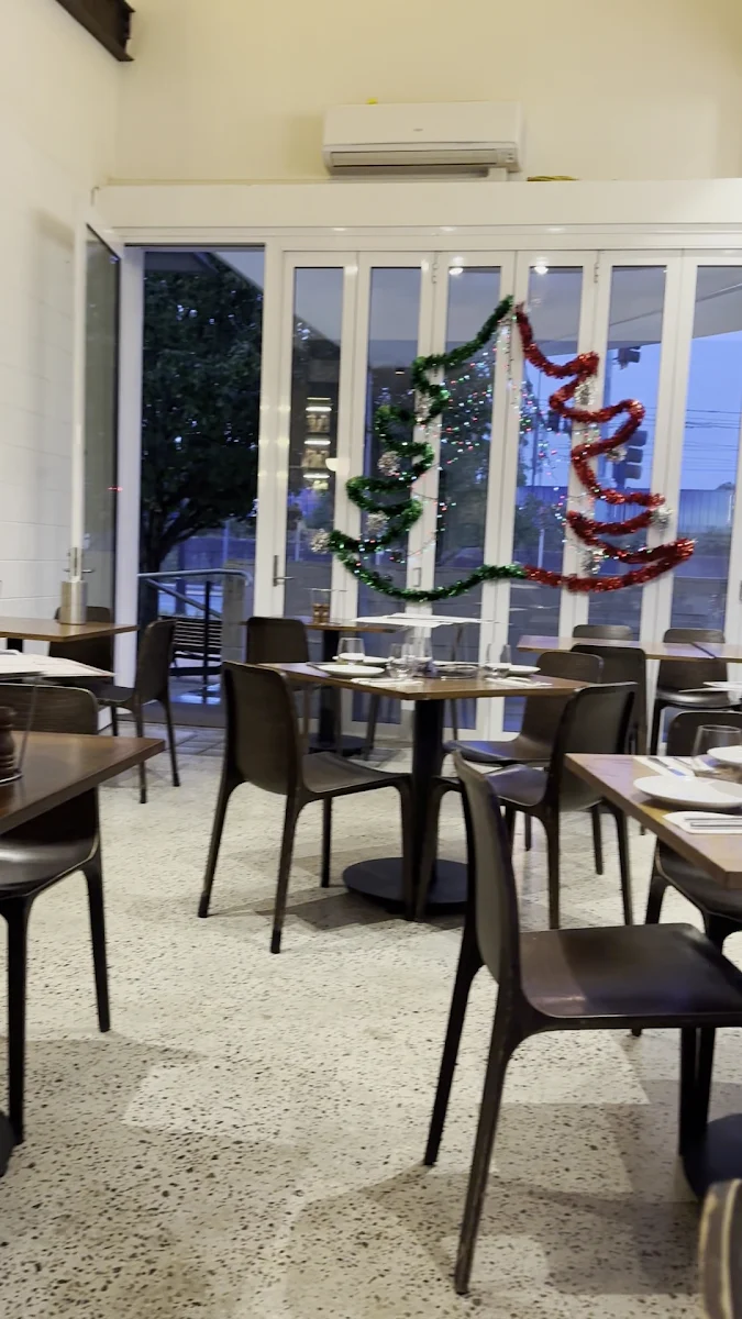 Vibe, Da Toto Pizzeria Napoletana Lawson